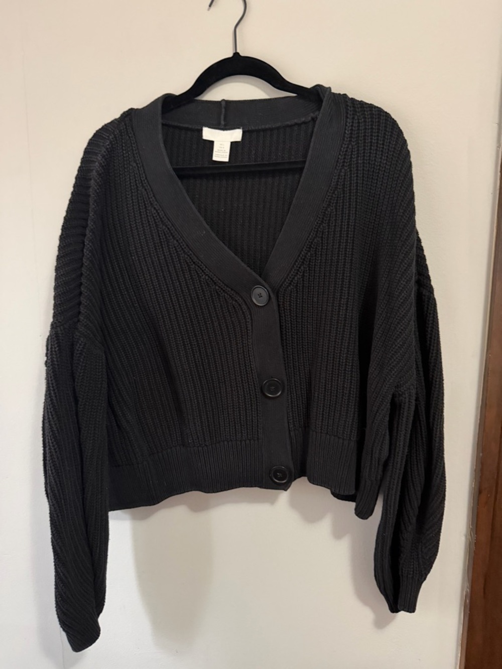 H&M Black Cropped Button-Up V-Neck Cardigan